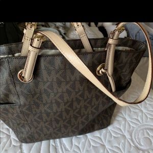 Micheal kors handbag
